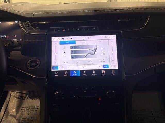 2022 Jeep Grand Cherokee Overland