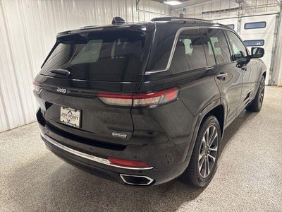 2022 Jeep Grand Cherokee Overland