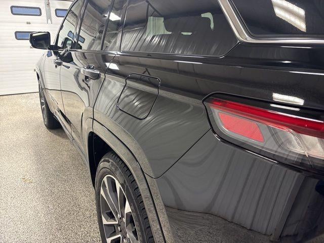 2022 Jeep Grand Cherokee Overland