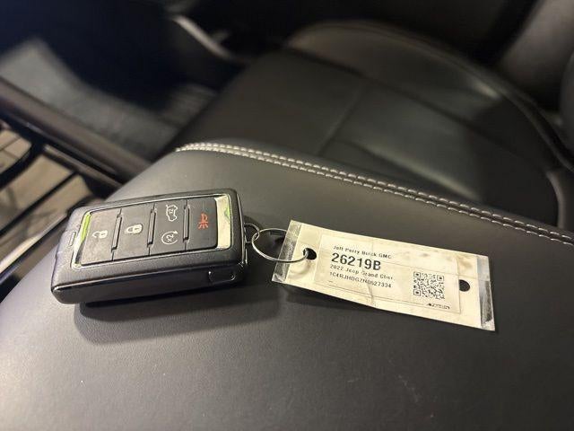 2022 Jeep Grand Cherokee Overland