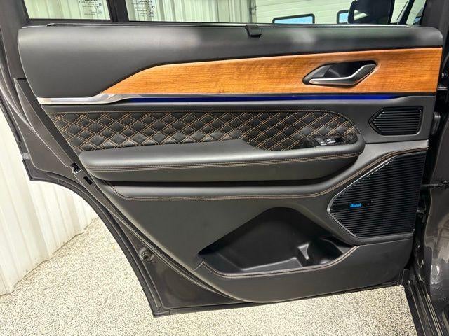 2024 Jeep Grand Cherokee L Summit