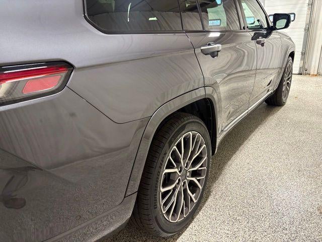 2024 Jeep Grand Cherokee L Summit