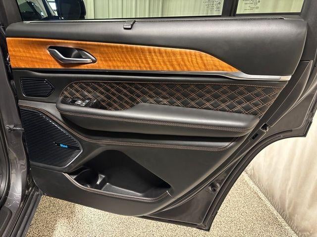 2024 Jeep Grand Cherokee L Summit