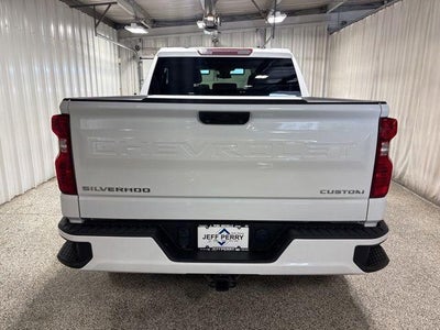 2022 Chevrolet Silverado 1500 Custom