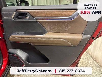 2027 GMC Acadia AWD Denali Ultimate