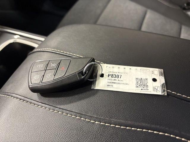 2025 GMC Acadia AWD Elevation