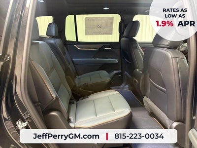 2026 GMC Acadia AWD AT4
