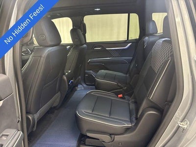 2026 GMC Acadia AWD Denali