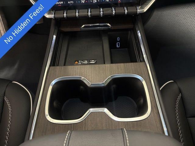 2026 GMC Acadia AWD Denali