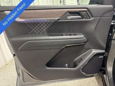 2026 GMC Acadia AWD Denali