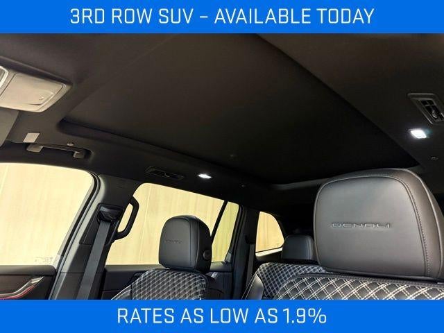 2026 GMC Acadia AWD Denali