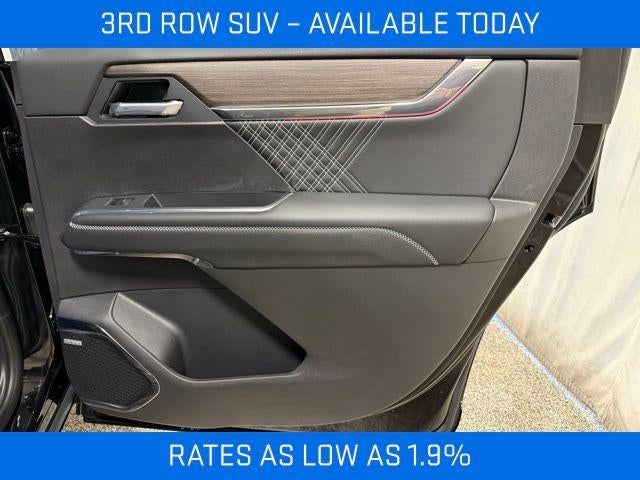 2026 GMC Acadia AWD Denali