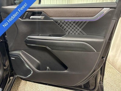 2026 GMC Acadia AWD Denali