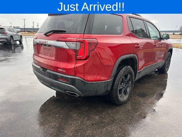 2023 GMC Acadia AT4