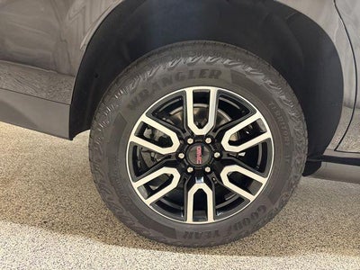 2023 GMC Yukon AT4