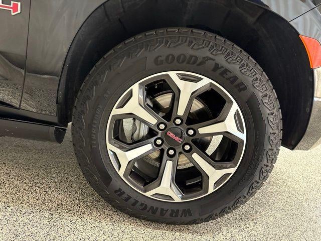 2022 GMC Yukon AT4