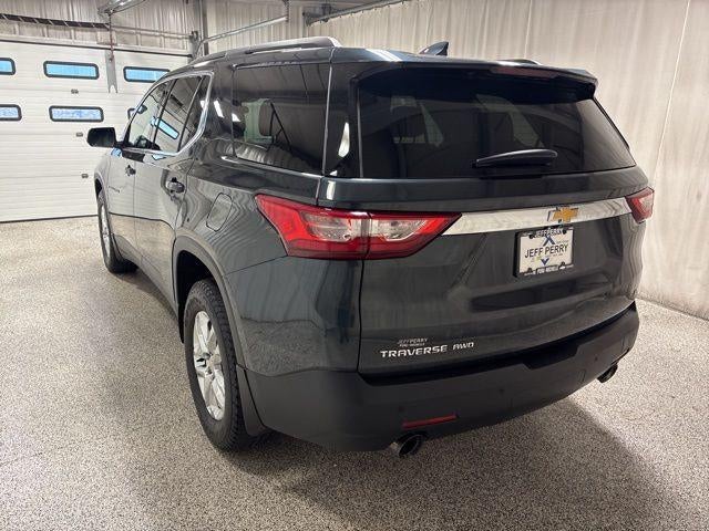 2021 Chevrolet Traverse LT Cloth