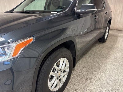 2021 Chevrolet Traverse LT Cloth