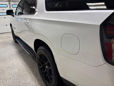 2022 Chevrolet Suburban LT