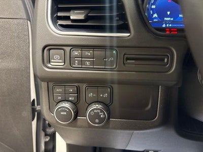 2022 Chevrolet Suburban LT