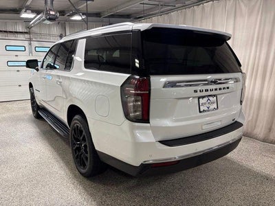 2022 Chevrolet Suburban LT