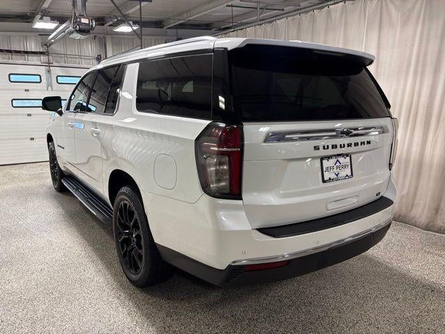 2022 Chevrolet Suburban LT