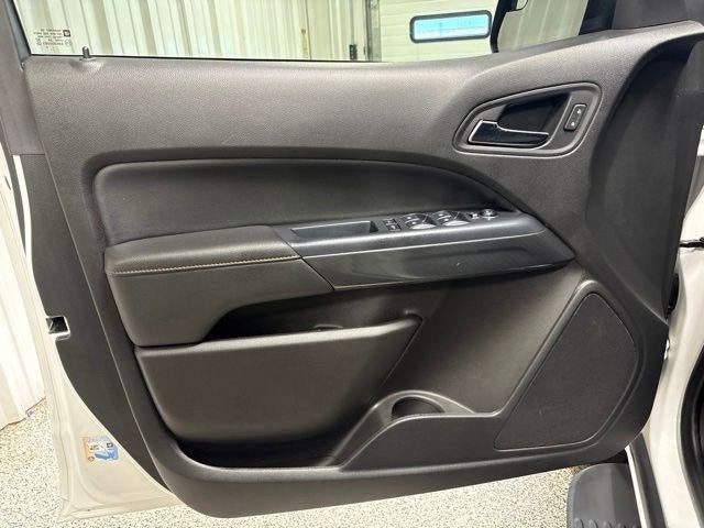 2021 GMC Canyon 4WD AT4 w/Leather