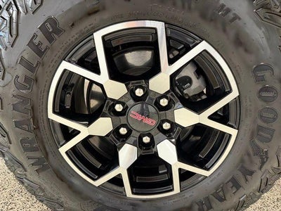 2024 GMC Canyon 4WD AT4X