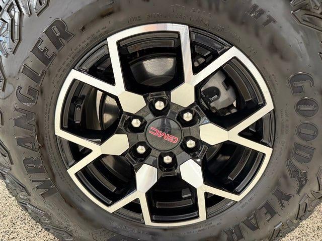 2024 GMC Canyon 4WD AT4X