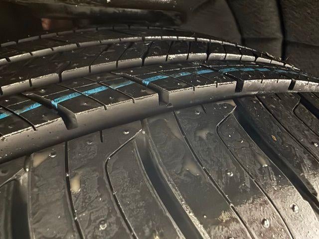 2022 Cadillac XT4 FWD Premium Luxury