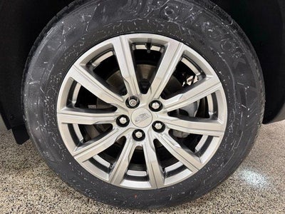 2022 Cadillac XT4 FWD Premium Luxury