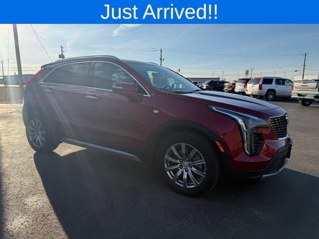 2022 Cadillac XT4 FWD Premium Luxury