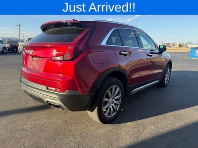 2022 Cadillac XT4 FWD Premium Luxury
