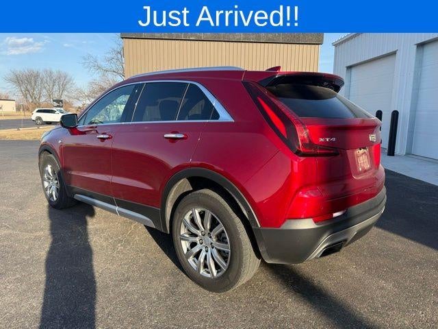 2022 Cadillac XT4 FWD Premium Luxury
