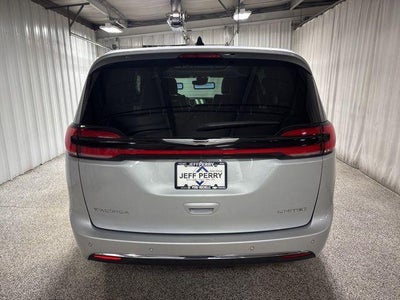2024 Chrysler Pacifica Limited