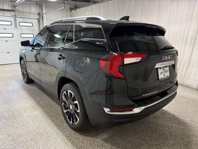 2023 GMC Terrain SLT