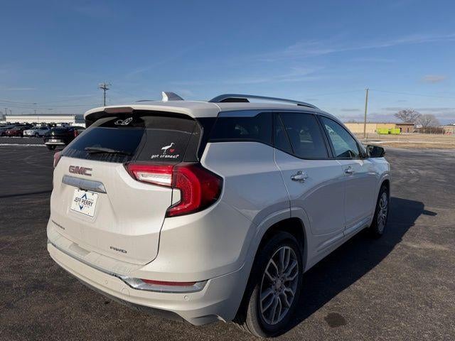 2023 GMC Terrain Denali