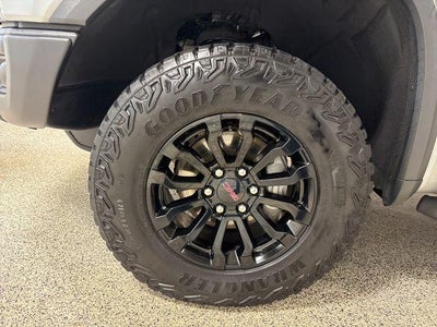 2023 GMC Sierra 1500 AT4X