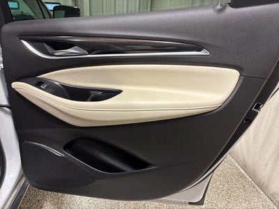 2022 Buick Enclave Essence