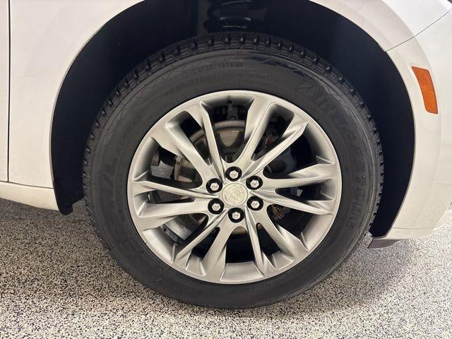 2022 Buick Enclave Avenir