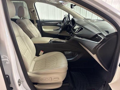 2022 Buick Enclave Avenir