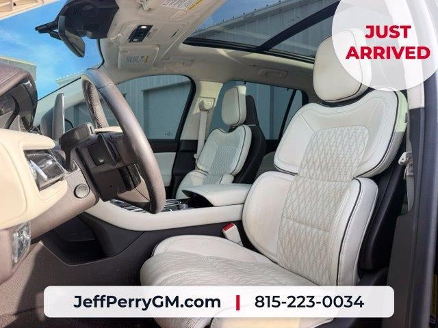 2022 Lincoln Aviator Black Label Grand Touring