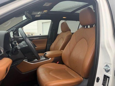 2021 Toyota Highlander Hybrid Platinum