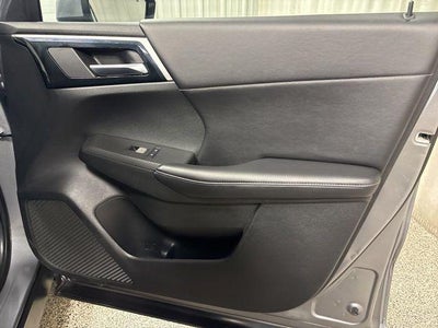 2022 Mitsubishi Outlander SE