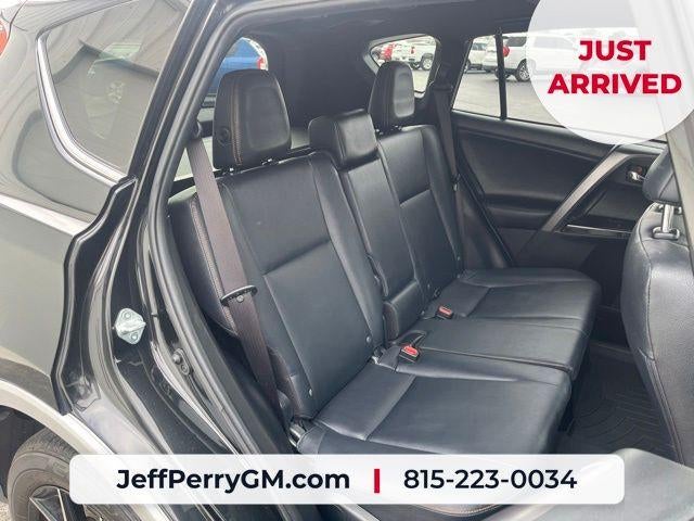 2016 Toyota RAV4 SE