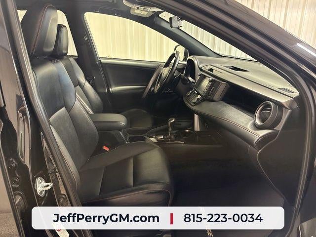2016 Toyota RAV4 SE