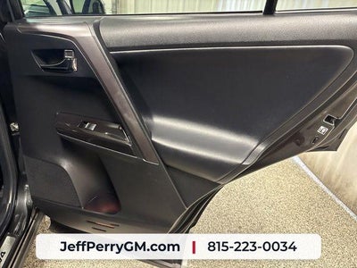 2016 Toyota RAV4 SE