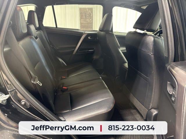 2016 Toyota RAV4 SE