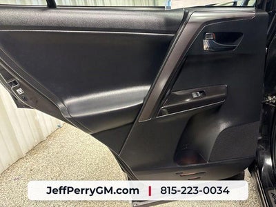 2016 Toyota RAV4 SE