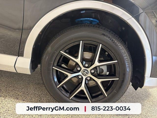2016 Toyota RAV4 SE